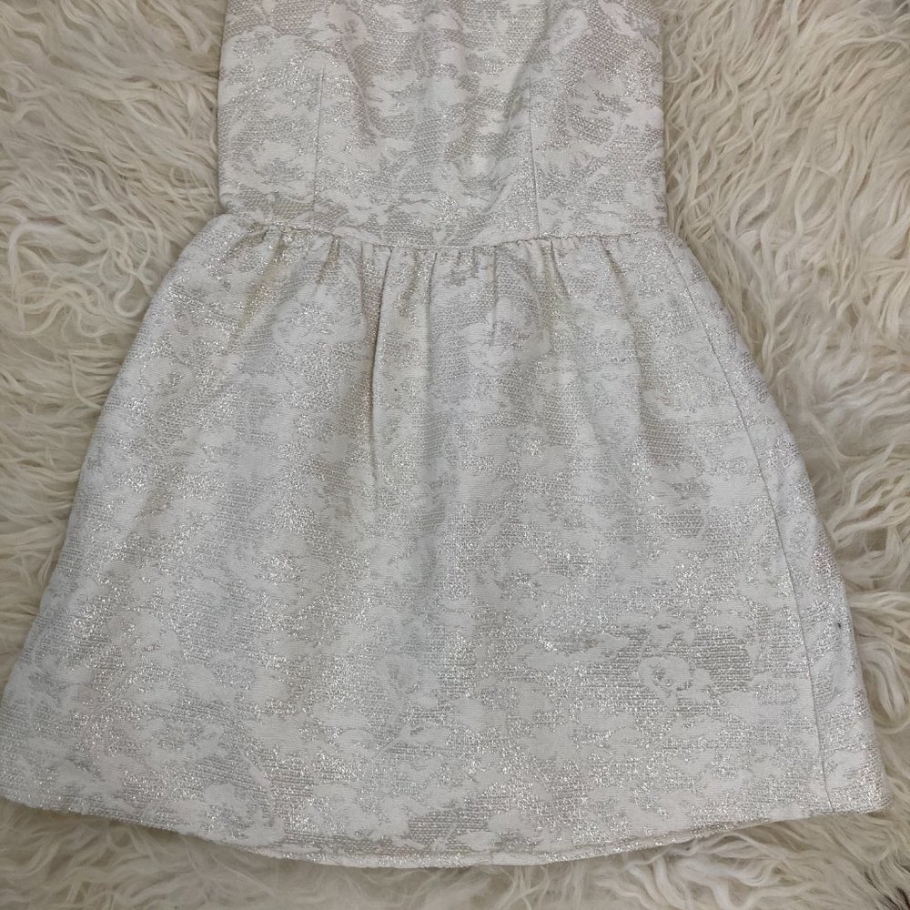 Alice + Olivia 'Lillyanne' Jacquard Fit & Flare Dress - Picture 3 of 12